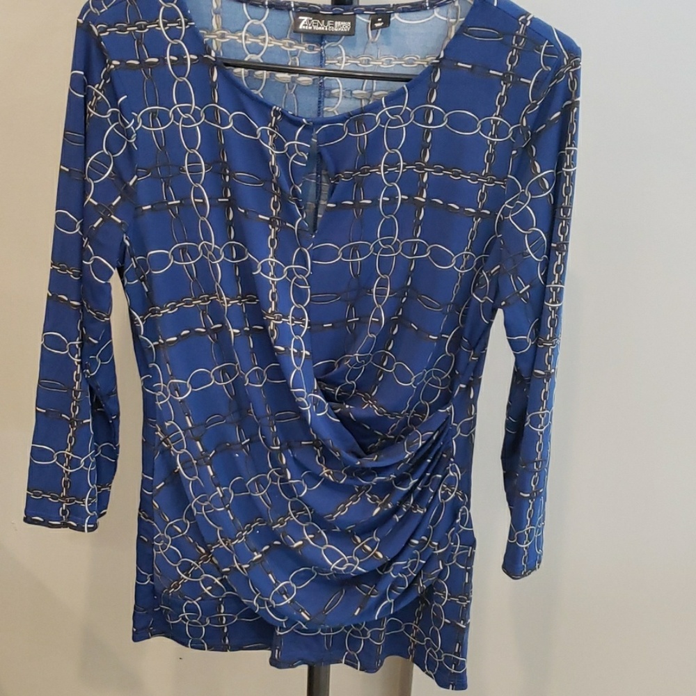Womens top, New York&Co. Size M, blue.